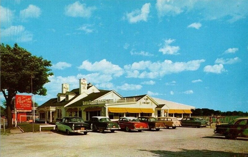 The Algonac Inn - Postcard (newer photo)